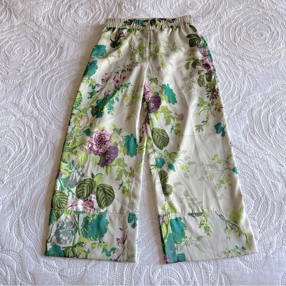 NWT - J. Crew Collection - Pull-on Crop Pant in Ratti Leafy Floral - Picture 5 of 14